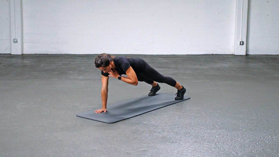 Plank Shoulder Taps Form Muscles Worked Target Reps Variations